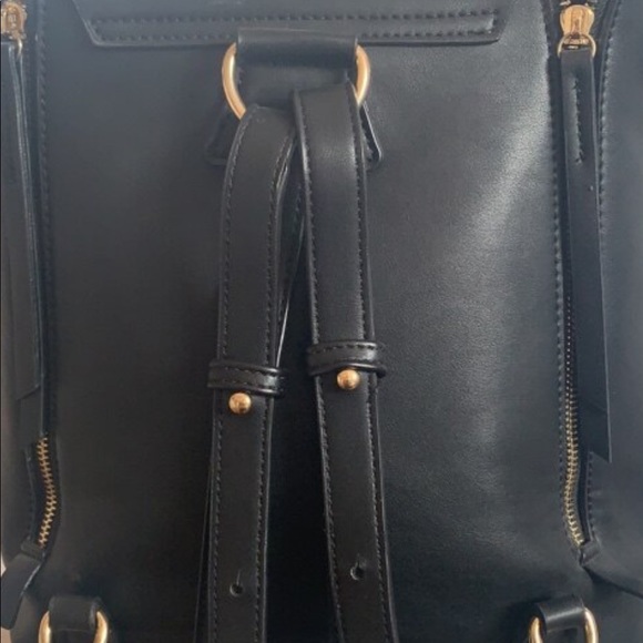 Backpack - Picture 3 of 4